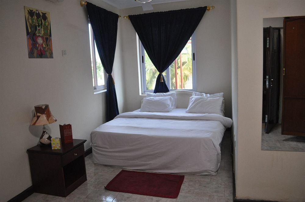 Tribeca Hotel Ghana Accra Exterior photo