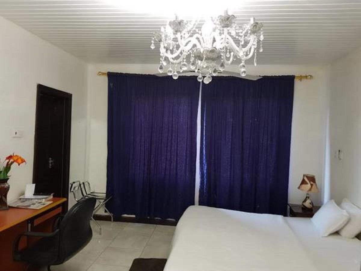 Tribeca Hotel Ghana Accra Exterior photo